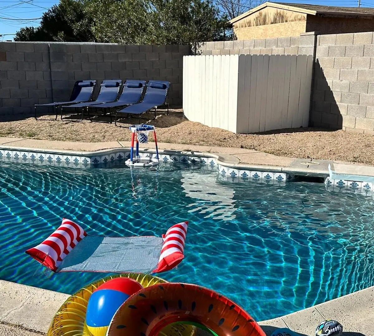 פיניקס Modern 4Br3Ba Home With Pool And Fire Pit